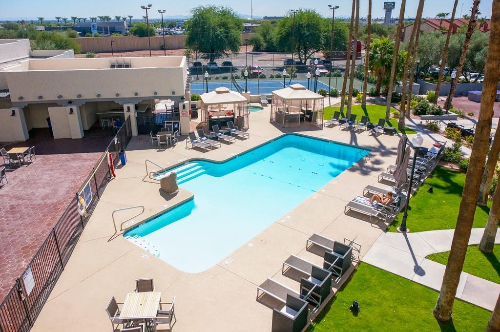 Four Points By Sheraton Phoenix South Mountain Bagian luar foto