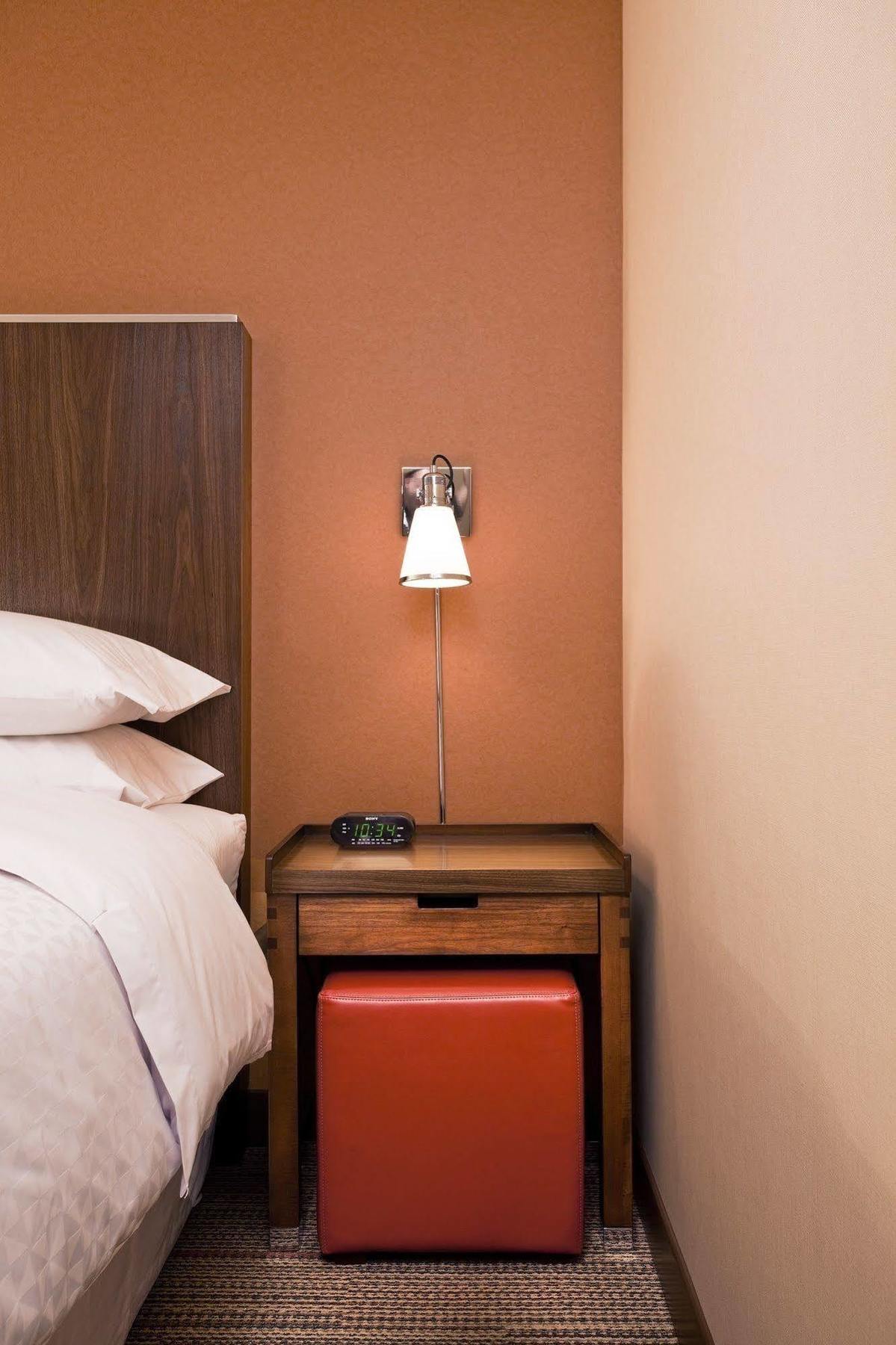 Four Points By Sheraton Phoenix South Mountain Bagian luar foto