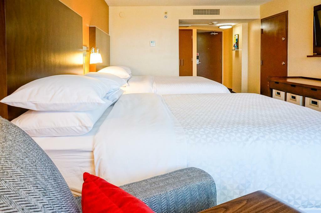 Four Points By Sheraton Phoenix South Mountain Bagian luar foto